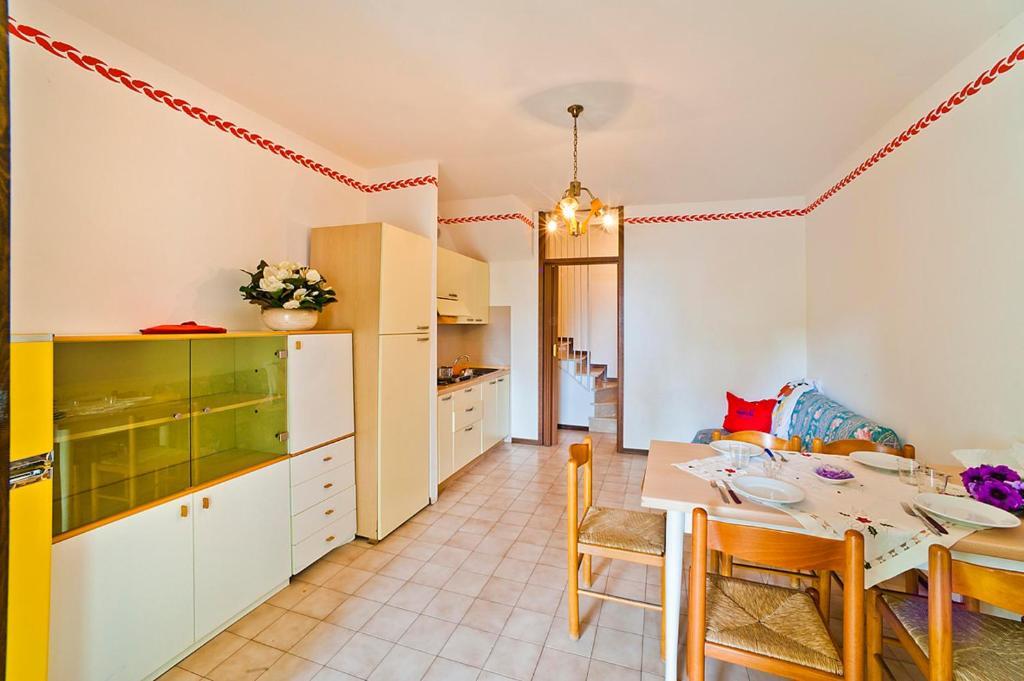 Residence Cinzia Pool Bibione Quarto foto